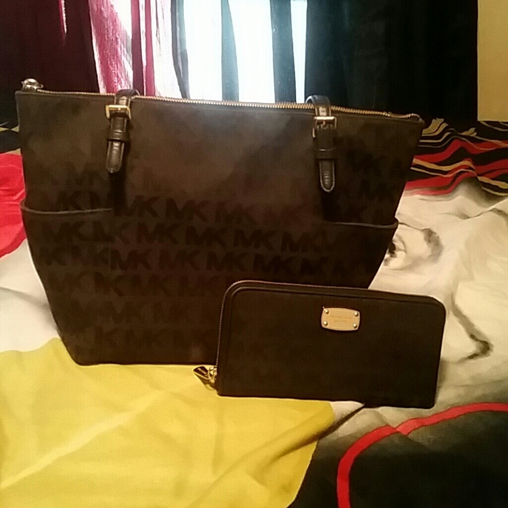 Michael Kors set